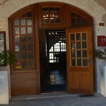 Des Consuls Отель Castelnau-de-Montmiral