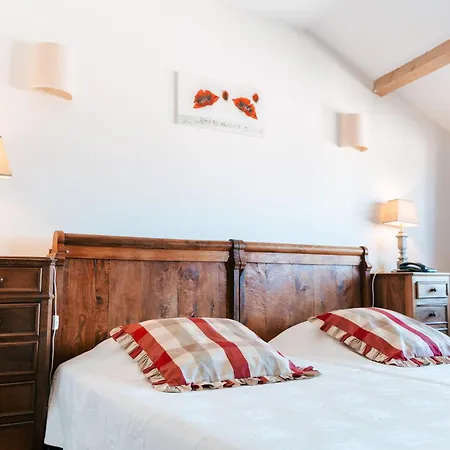 Des Consuls Hotel 3*