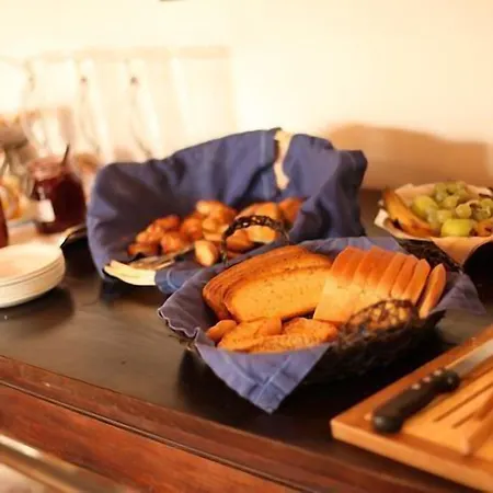 Des Consuls Hotel Castelnau-de-Montmiral