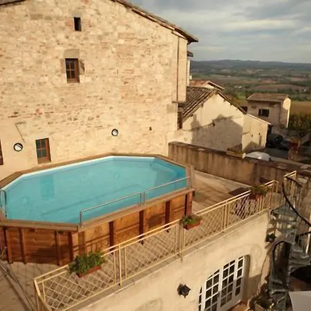 Des Consuls Hotel