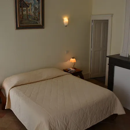 Des Consuls Hotel Castelnau-de-Montmiral