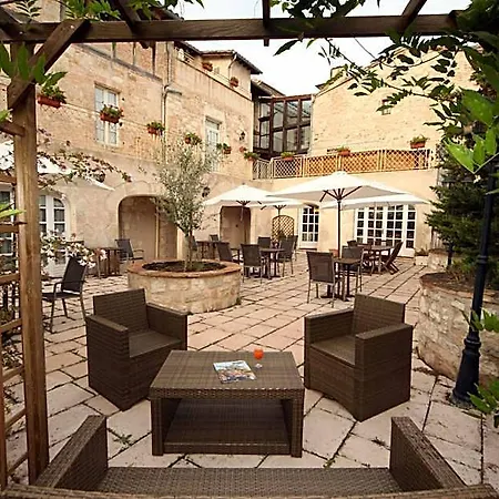 Des Consuls Hotel Castelnau-de-Montmiral