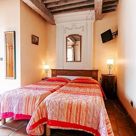 Hotel Des Consuls 3*