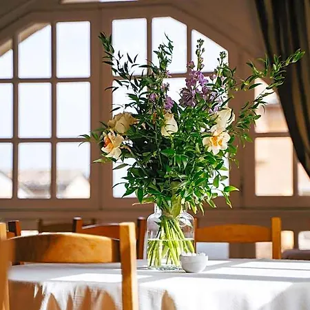 Des Consuls Hotel Castelnau-de-Montmiral