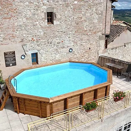 Hotel Des Consuls 3*